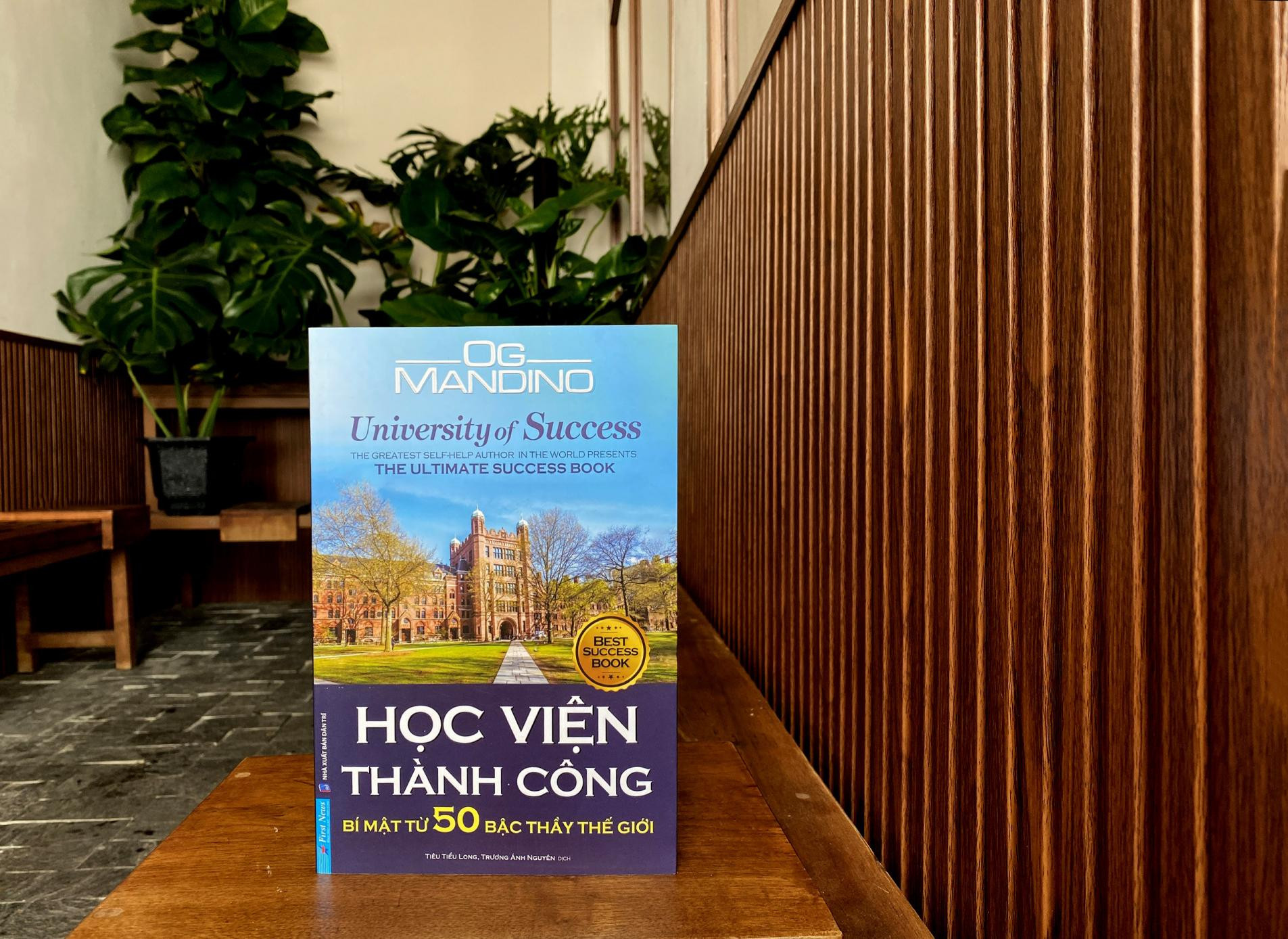 [Bookademy] "Học Viện Thành Công": “Cuốn Sách Đặc Biệt’’ Chứa Đựng Bí Mật Vĩ Đại Của Các Bậc Thầy Lừng Danh Thế Giới